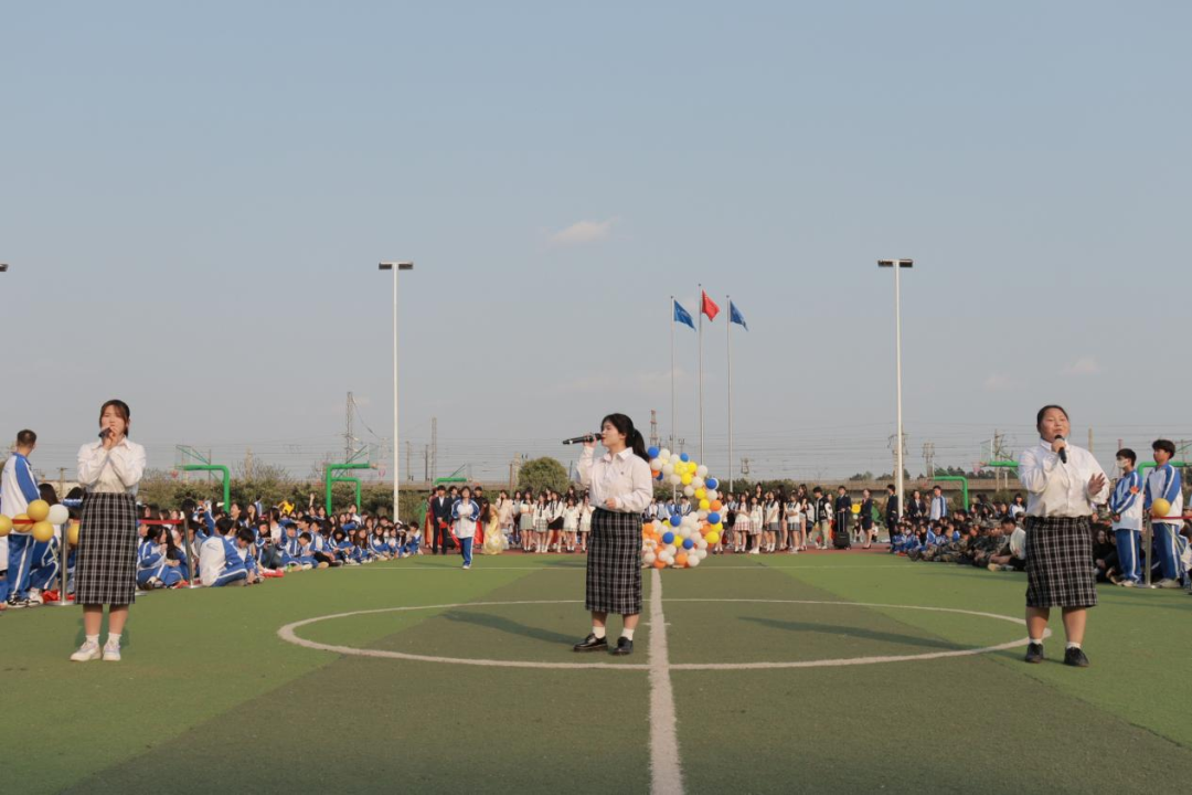 南昌向远轨道学校第五届校园文化节开幕式暨文艺汇演隆重举行